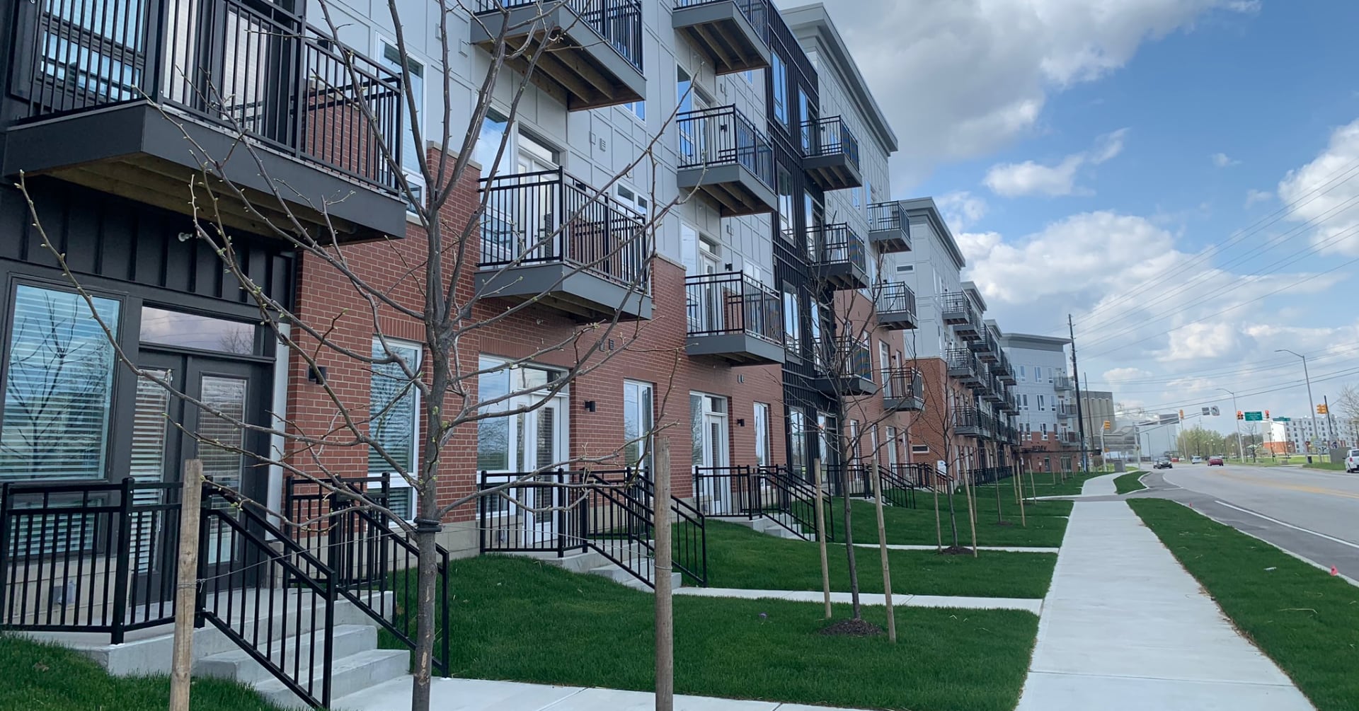 Riverview Apartments Indianapolis | J.C. Hart Company